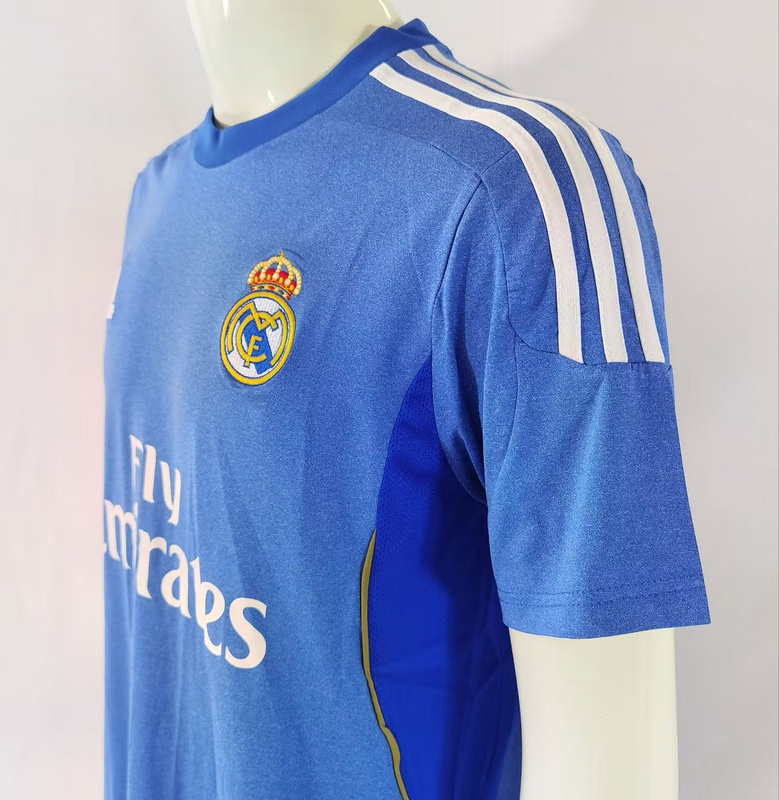 13-14 Real Madrid away